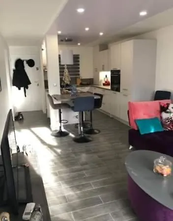 Apartment Agay Le Pti Bonheur 60m2 Rez De Jardin, En Bord De Saint-Raphael (Var)
