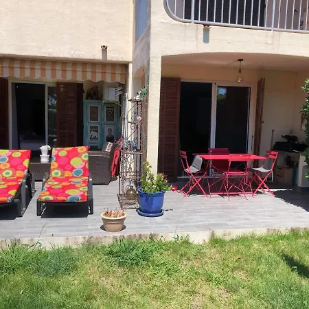 Appartement Agay Le Pti Bonheur 60m2 Rez De Jardin, En Bord De *